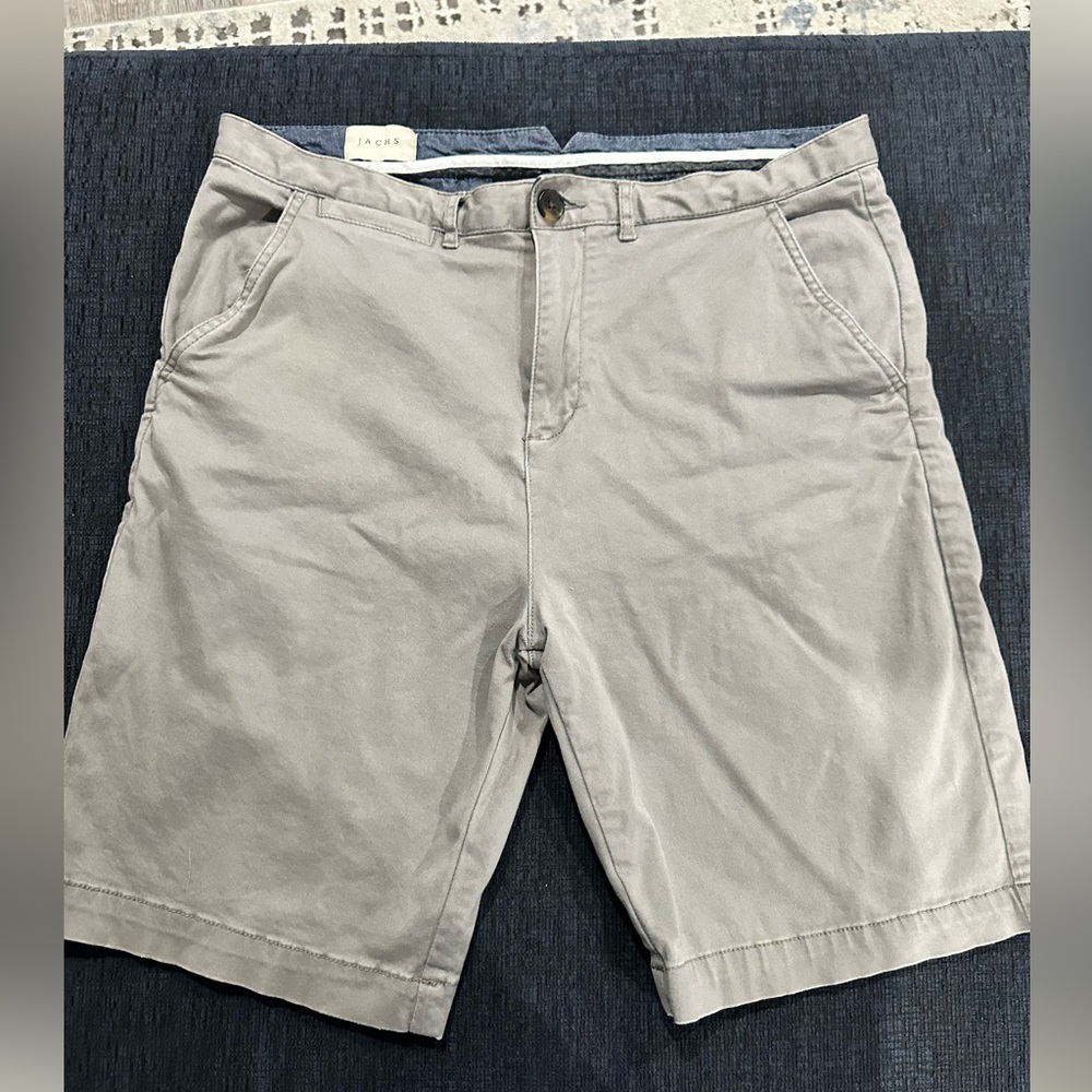 Jachs Gray Flat Front Shorts